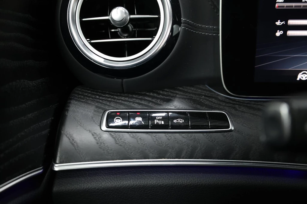 Mercedes-Benz E-Klasse – foto 23