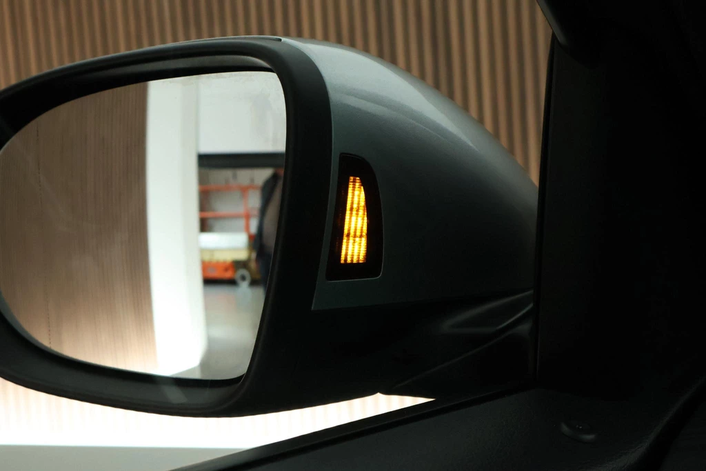 Volkswagen T-Roc – foto 10