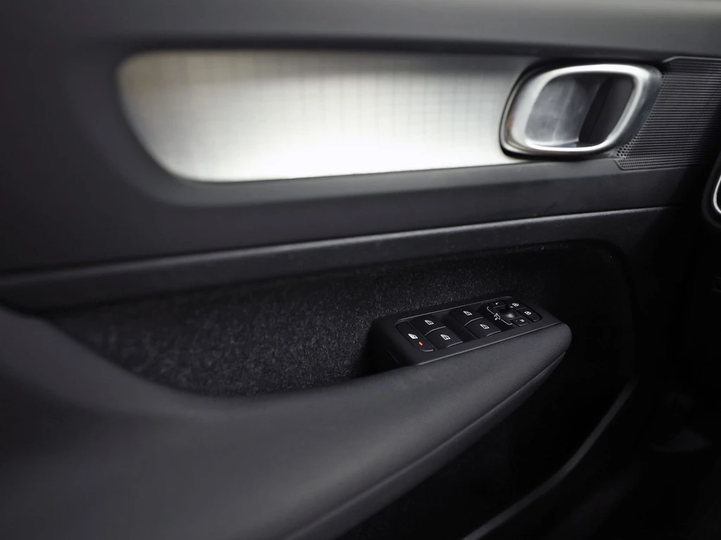 Volvo XC40 – foto 27