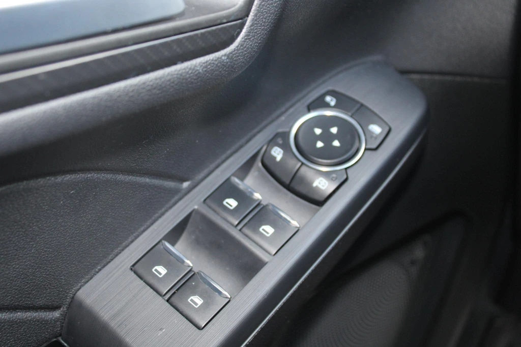 Ford Kuga – foto 12