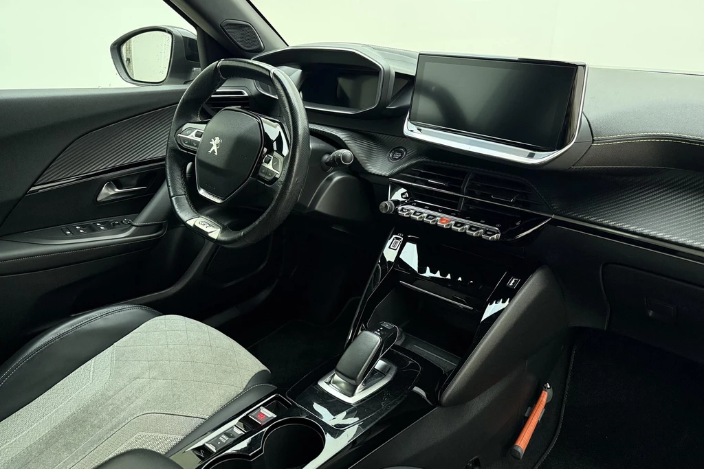 Peugeot e-2008 – foto 10
