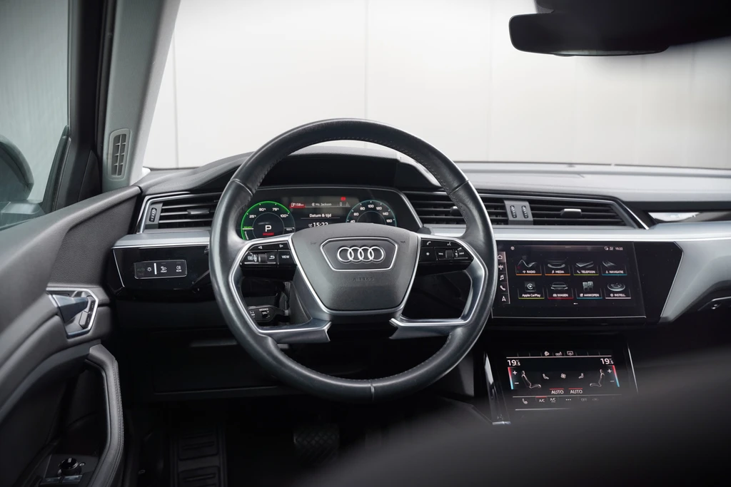 Audi e-tron – foto 19