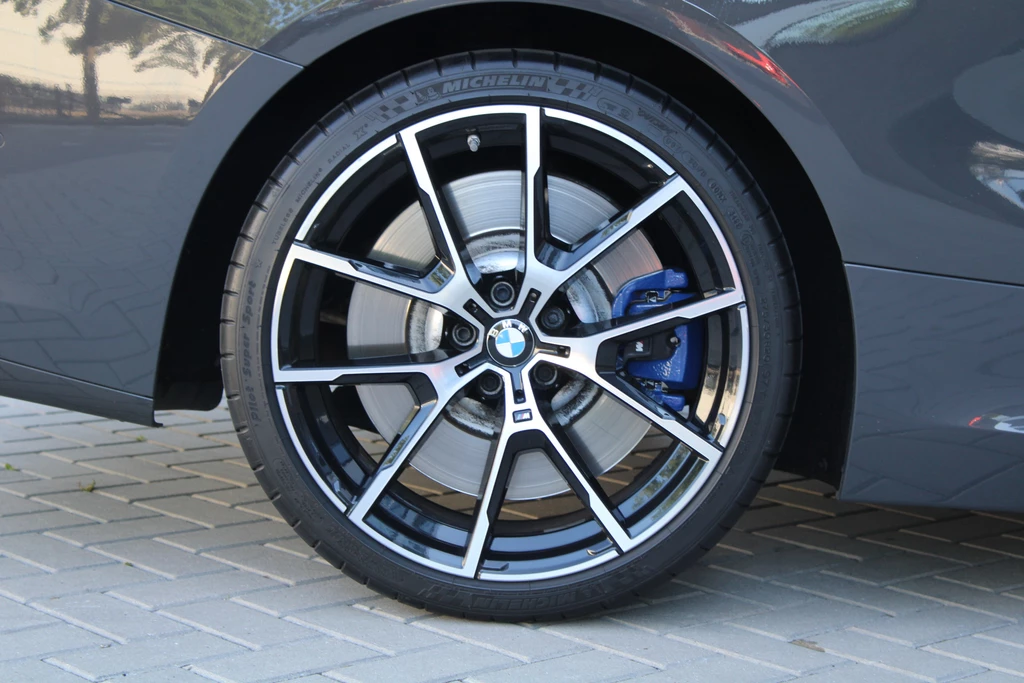 BMW 8 Serie – foto 23