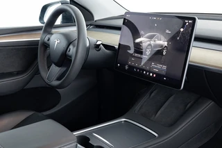 Tesla Model Y – thumbnail 8