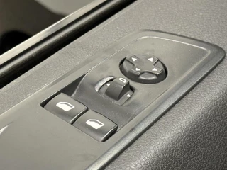 Opel Vivaro – thumbnail 32
