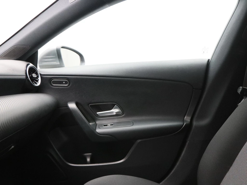 Mercedes-Benz CLA – foto 31