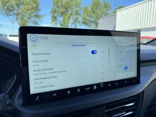 Ford Kuga – thumbnail 15