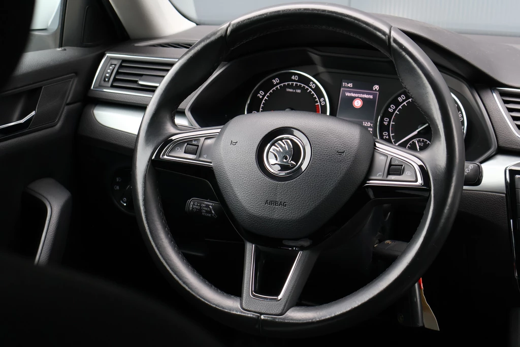 Škoda Superb – foto 16