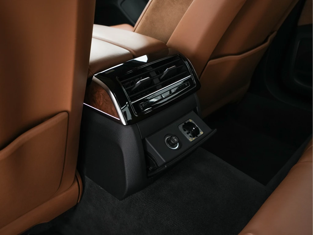 Audi A8 – foto 27