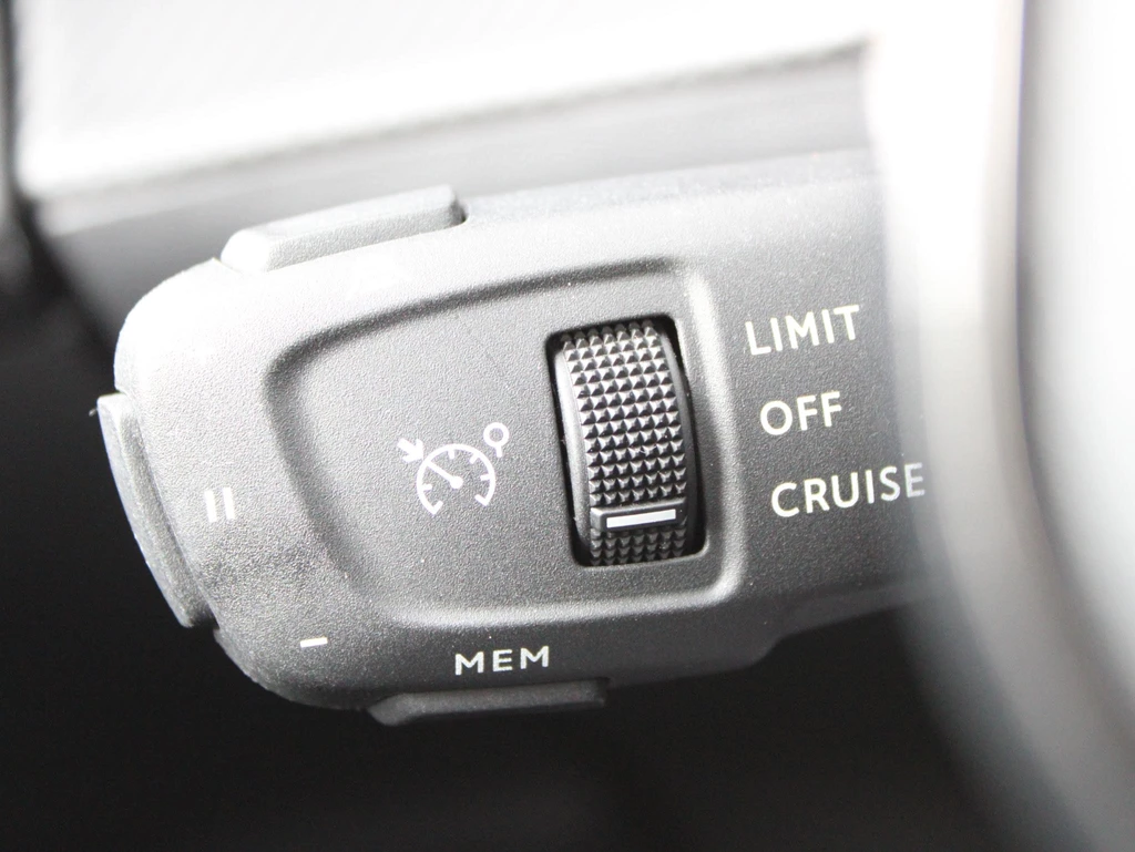 Peugeot e-2008 – foto 24