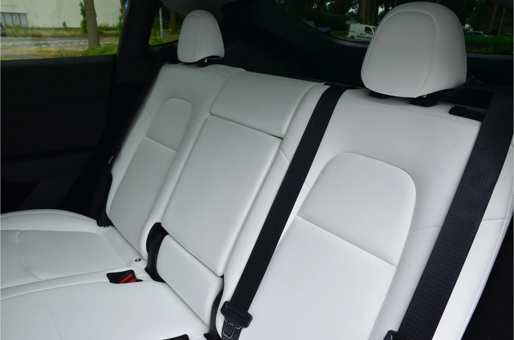 Tesla Model Y – foto 12