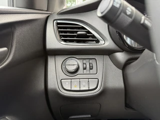 Opel KARL – thumbnail 29