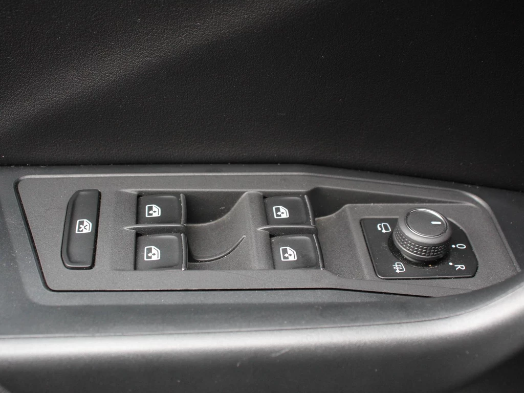 Volkswagen T-Roc – foto 17