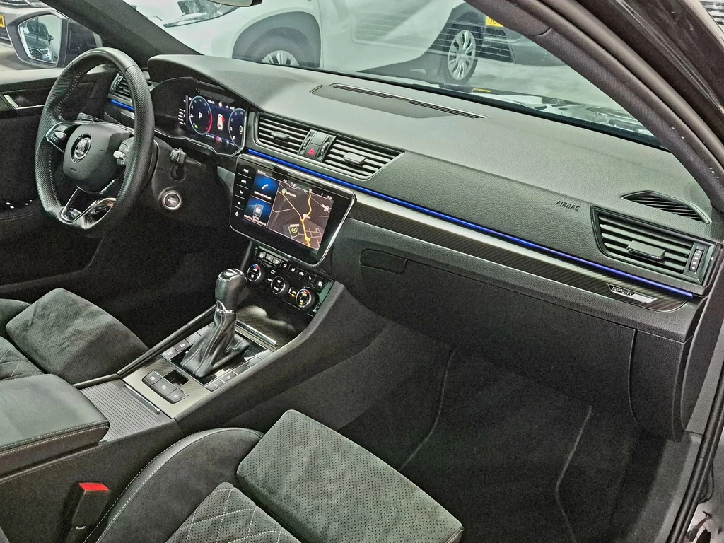 Škoda Superb – foto 51