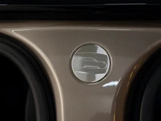 Land Rover Range Rover Velar – thumbnail 34