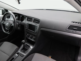 Volkswagen Golf – thumbnail 33