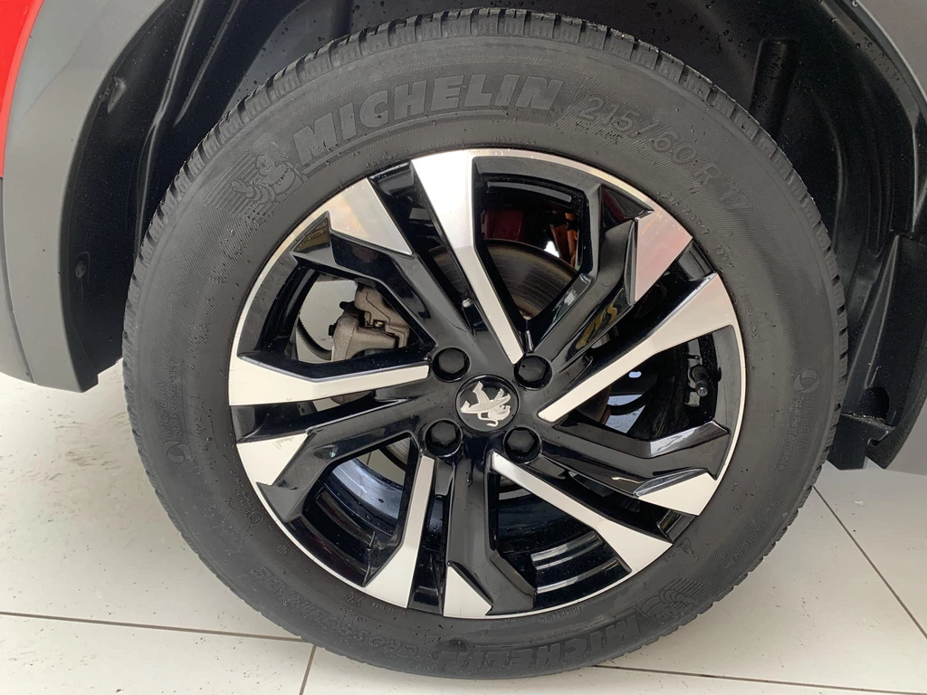 Peugeot e-2008 – foto 8