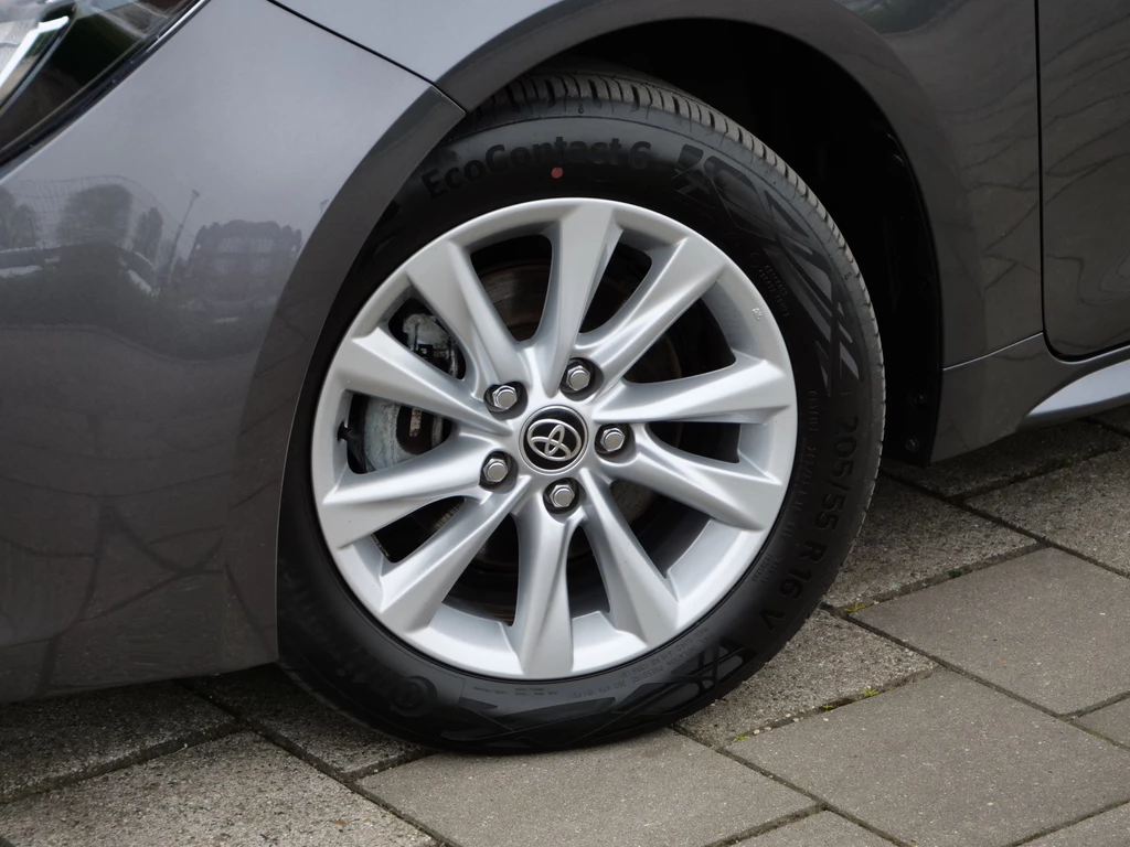 Toyota Corolla Touring Sports – foto 17