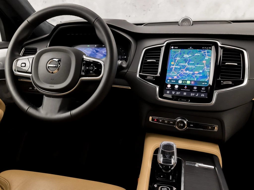 Volvo XC90 – foto 9