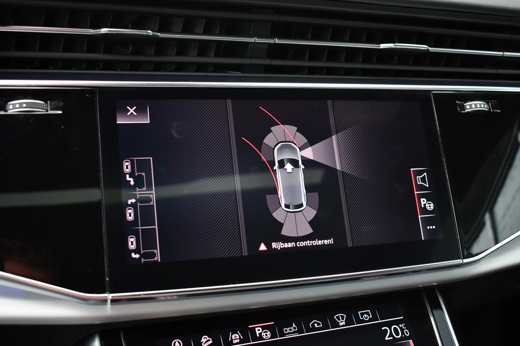 Audi Q8 – foto 47