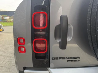 Land Rover Defender – thumbnail 12