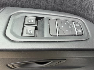 Renault Trafic – thumbnail 35