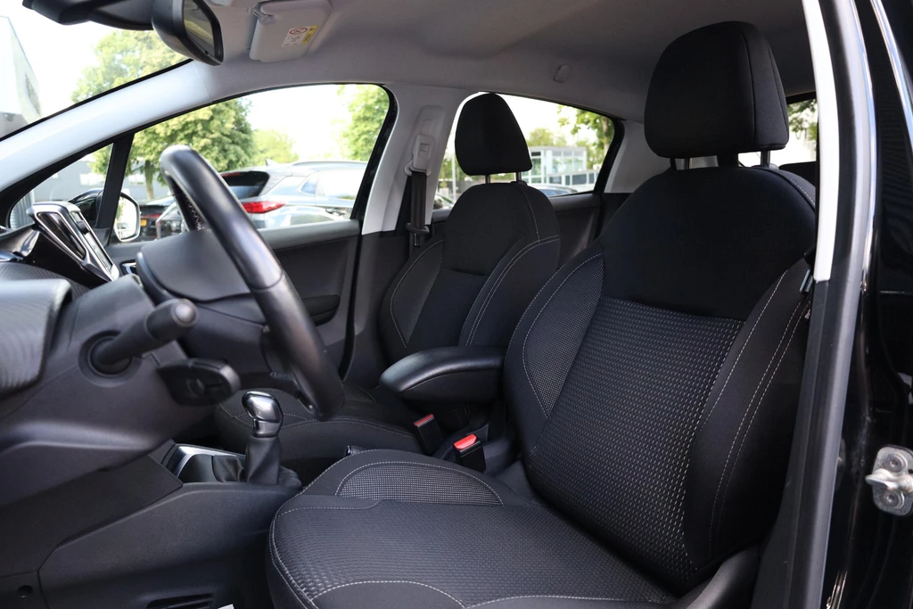 Peugeot 208 – foto 21