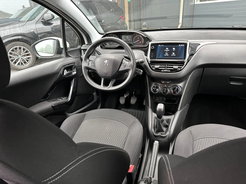 Peugeot 208 – foto 14