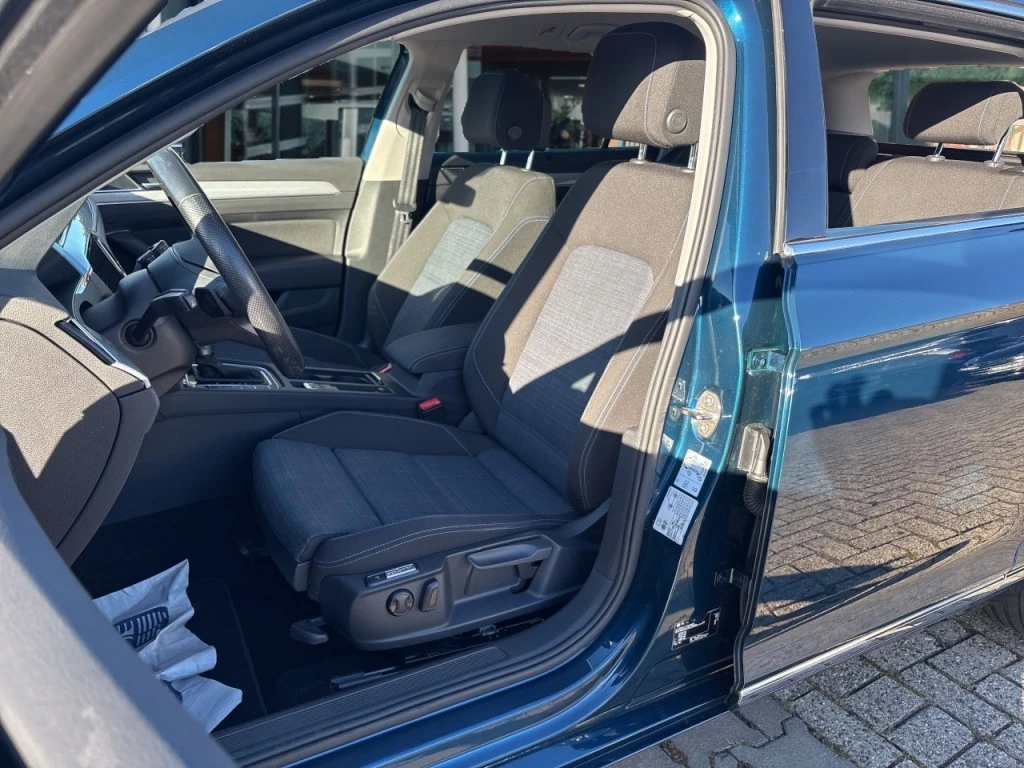 Volkswagen Passat – foto 11