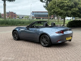 Mazda MX-5 – thumbnail 2