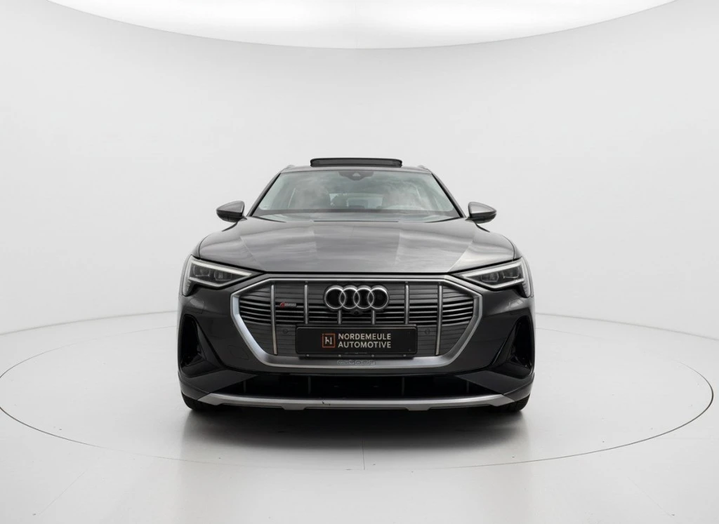 Audi e-tron – foto 8