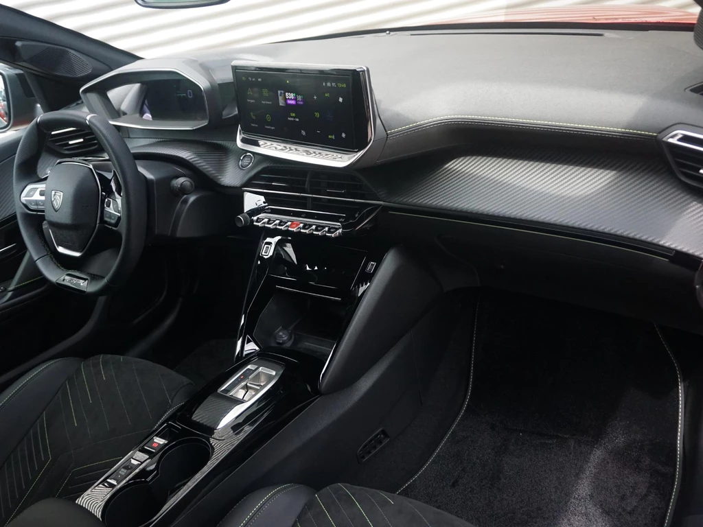 Peugeot 208 – foto 10