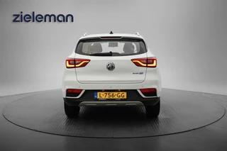 MG ZS – thumbnail 4