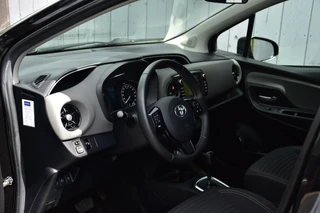 Toyota Yaris – thumbnail 9