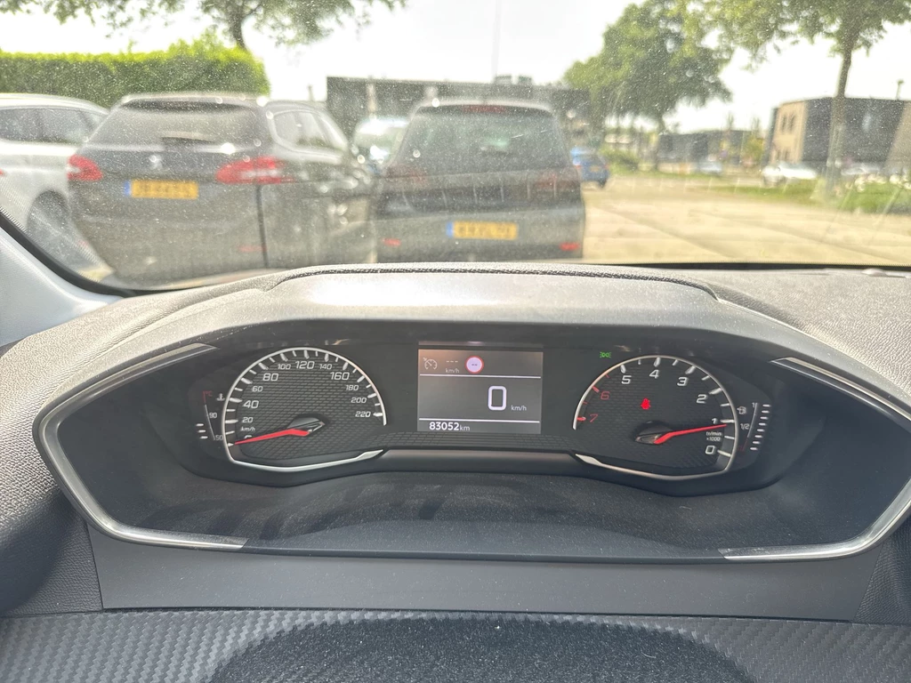 Peugeot 208 – foto 14