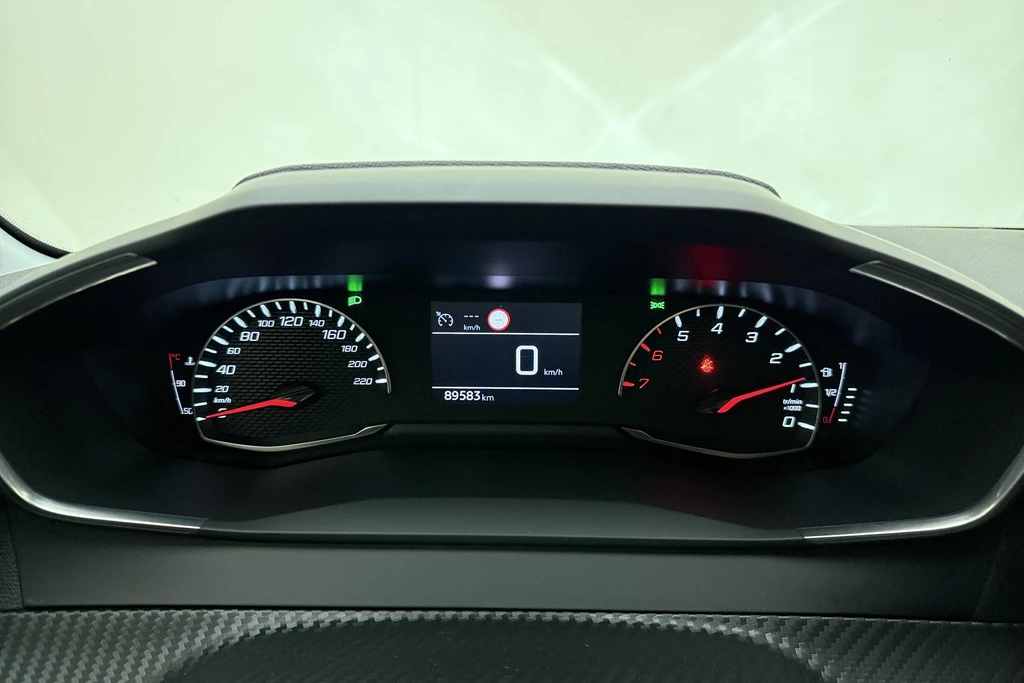 Peugeot 208 – foto 17
