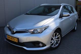 Toyota Auris – thumbnail 2