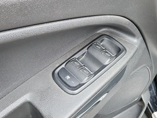 Ford EcoSport – thumbnail 12