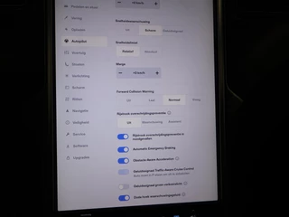 Tesla Model X – thumbnail 48