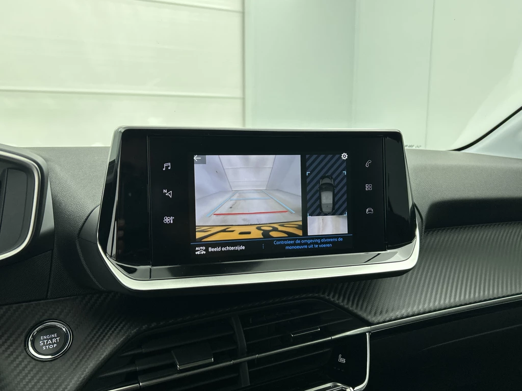 Peugeot 208 – foto 12