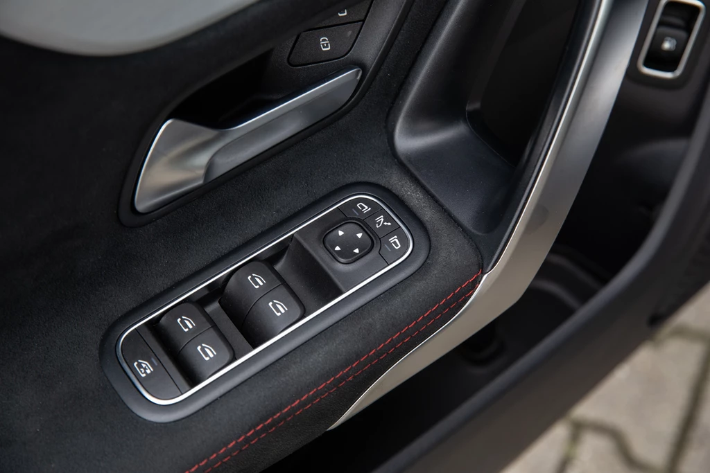 Mercedes-Benz CLA – foto 26
