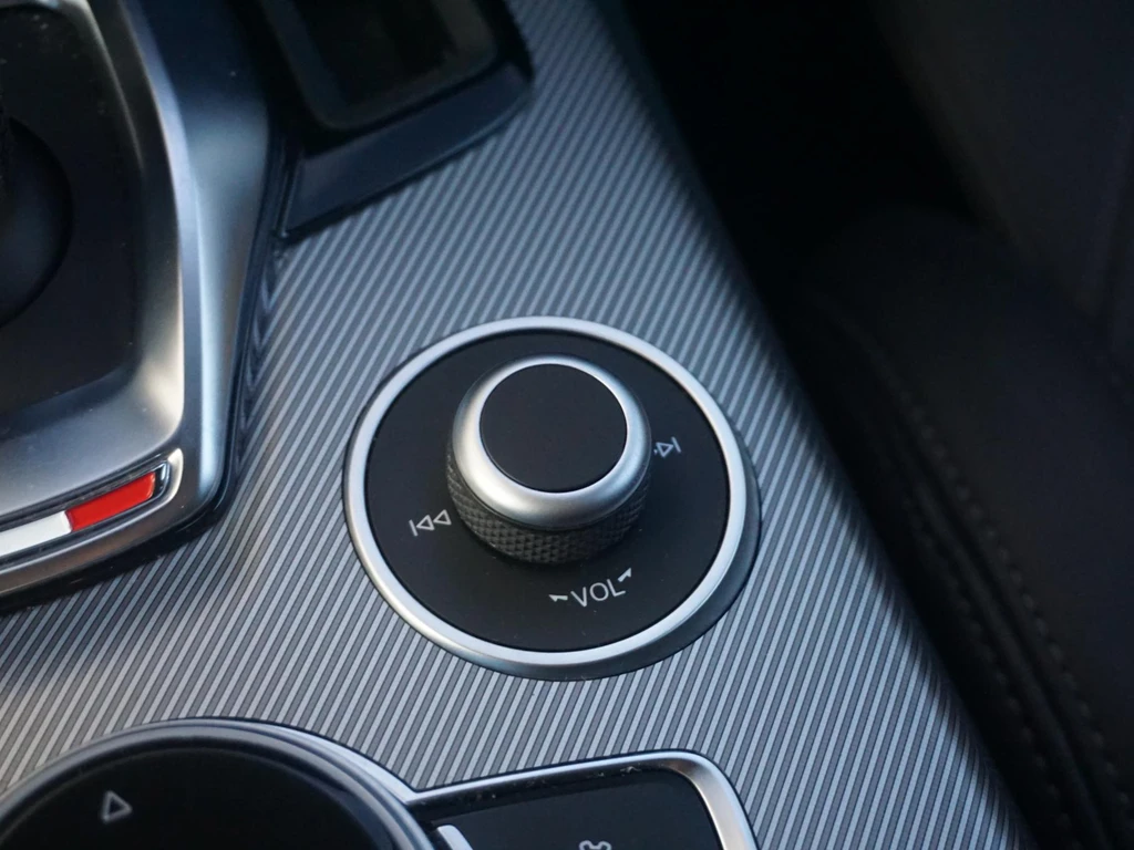 Alfa Romeo Stelvio – foto 35