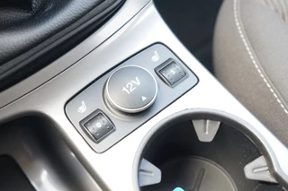Ford Kuga – thumbnail 24