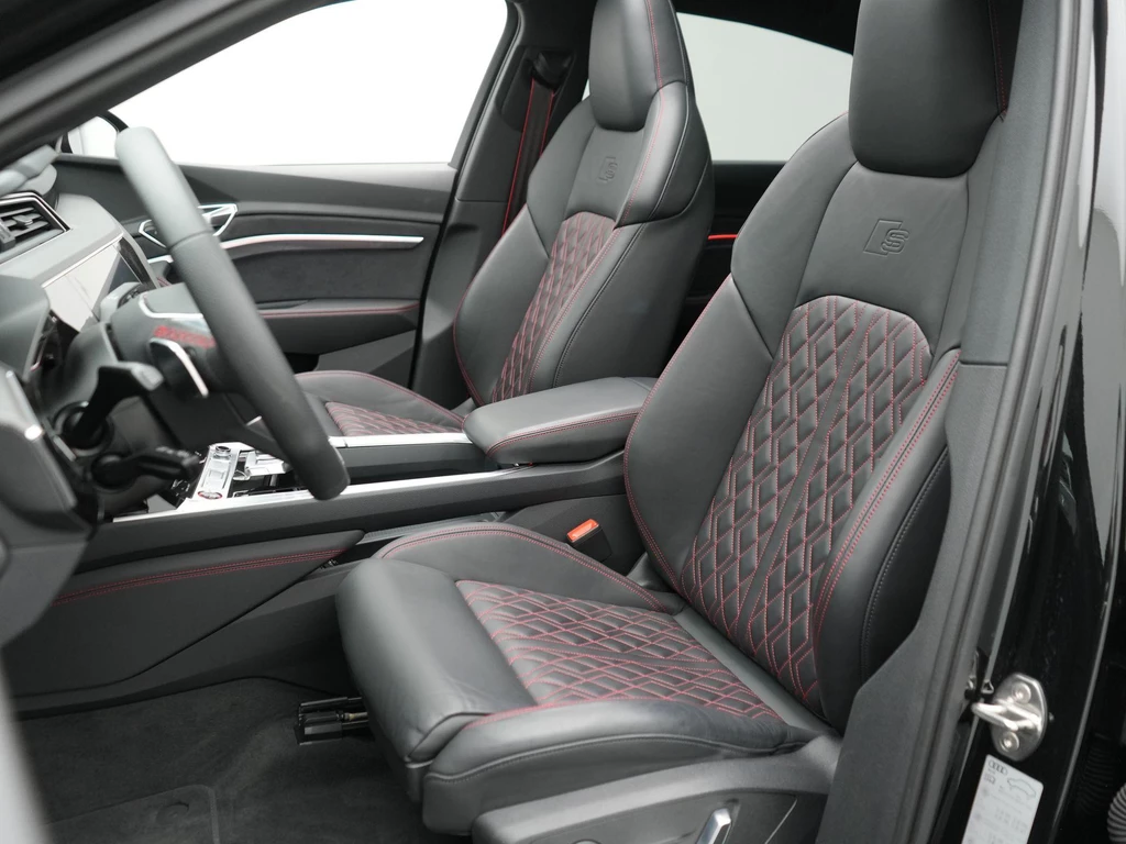 Audi Q8 Sportback e-tron – foto 54