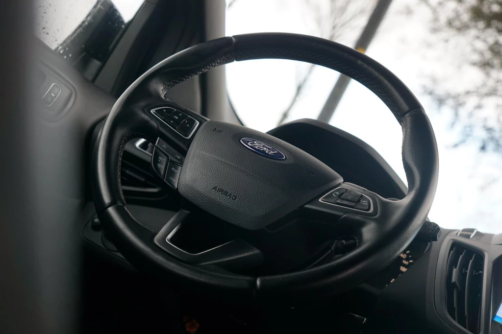 Ford Kuga – foto 18