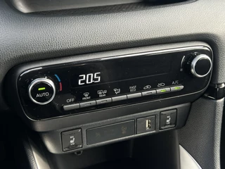 Toyota Yaris – thumbnail 27