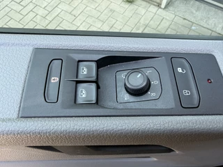 Volkswagen Transporter – thumbnail 33
