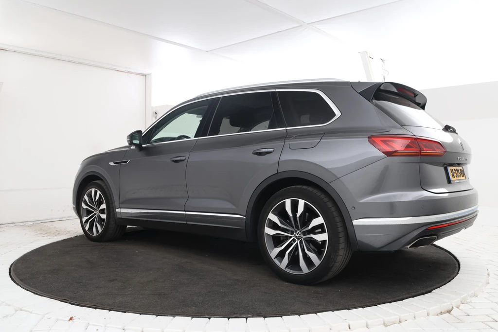 Volkswagen Touareg – foto 3