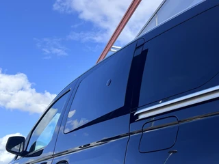 Ford Tourneo Connect – thumbnail 19