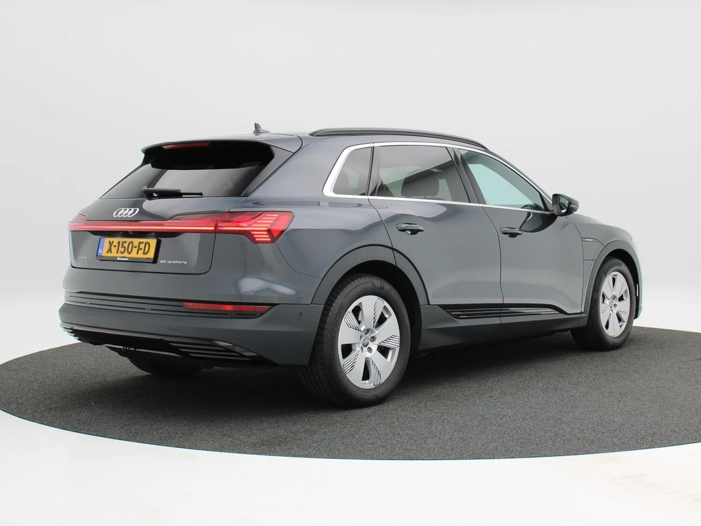 Audi e-tron – foto 4